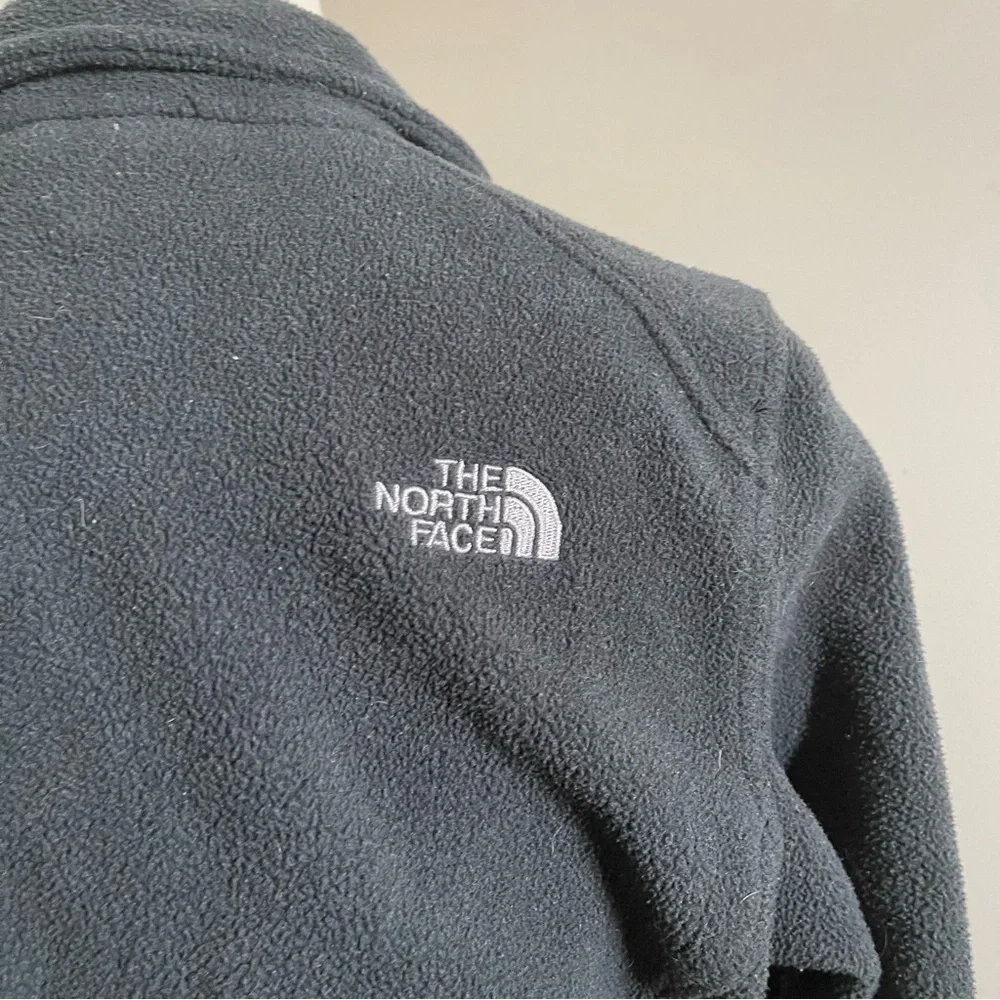 The North Face Women’s Black Full Zip Fleece Casual Jacket - Size Medium